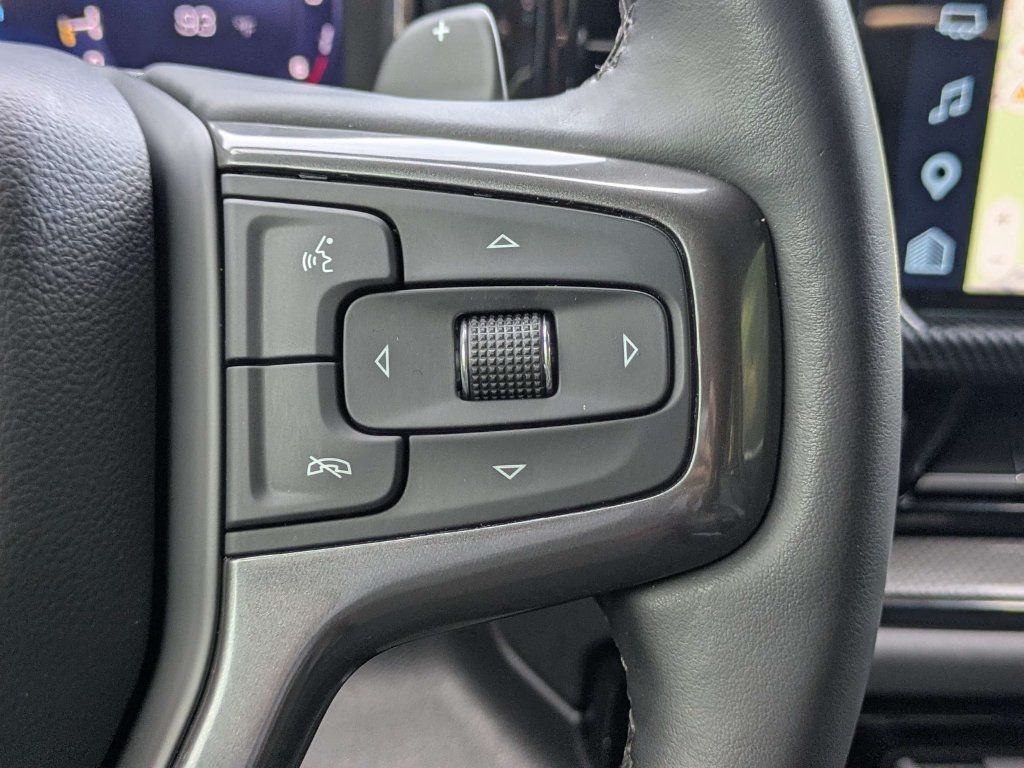 Used 2023 Chevrolet Silverado 1500 ZR2 AWD/4WD image 27