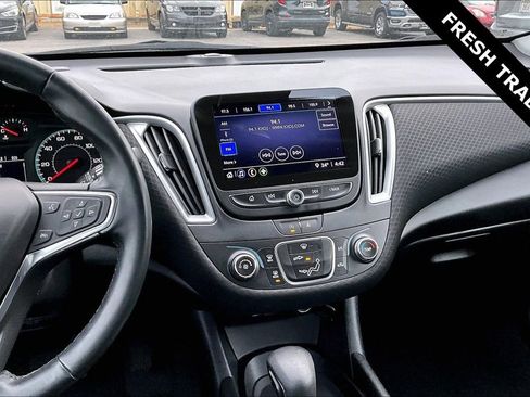 Used 2024 Chevrolet Malibu RS image 9