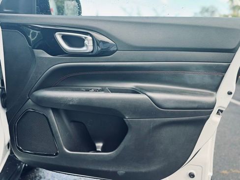 Certified 2024 Jeep Compass Trailhawk image 15