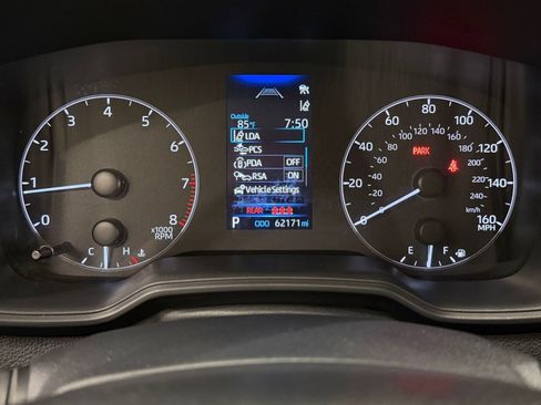 Used 2024 Toyota Corolla LE FWD image 18