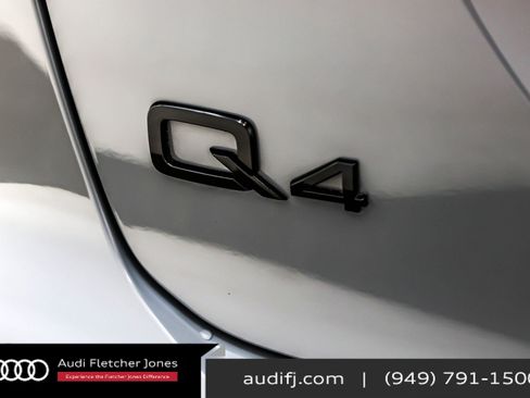 Used 2023 Audi Q4 e-tron Premium Plus w/ Premium Plus image 8