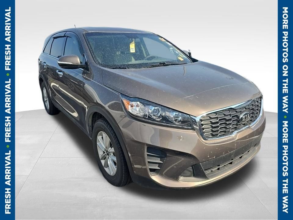 Used 2019 Kia Sorento FWD image 1