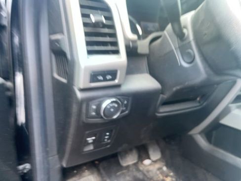 Used 2018 Ford F150 Lariat w/ Equipment Group 502A Luxury image 14