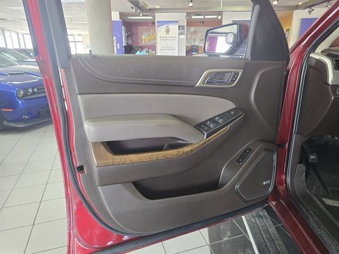 Used 2019 GMC Yukon Denali w/ Denali Ultimate Package image 7