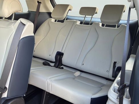 New 2026 Kia Carnival EX FWD image 29