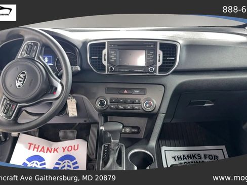 Used 2017 Kia Sportage LX AWD/4WD image 19