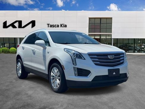 Used 2018 Cadillac XT5 AWD image 1