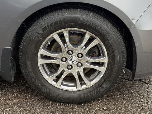 Used 2012 Honda Odyssey EX-L image 24