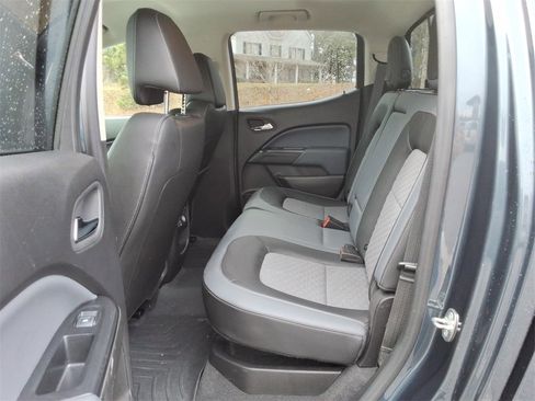 Used 2019 Chevrolet Colorado Z71 image 11