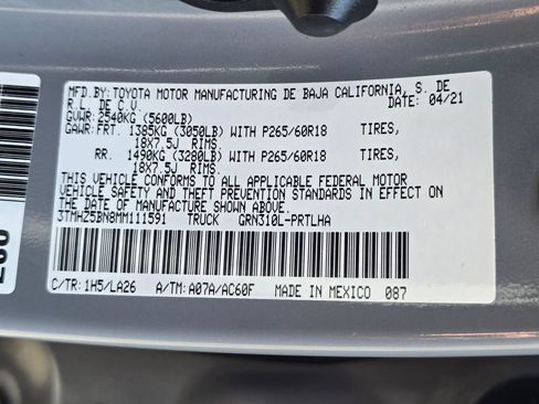 Used 2021 Toyota Tacoma Limited AWD/4WD image 31