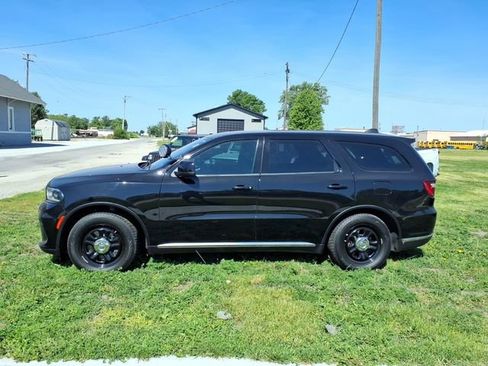 Used 2023 Dodge Durango AWD image 2