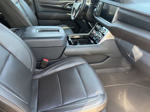 Used 2023 GMC Yukon Denali w/ Max Trailering Package AWD/4WD image 7