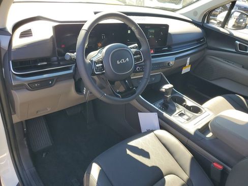 New 2026 Kia Carnival image 6