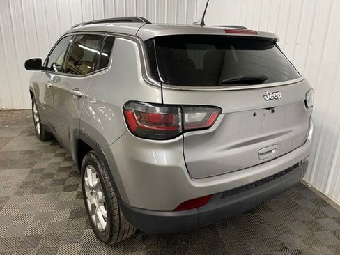Used 2022 Jeep Compass Latitude w/ Sun and Sound Group image 5