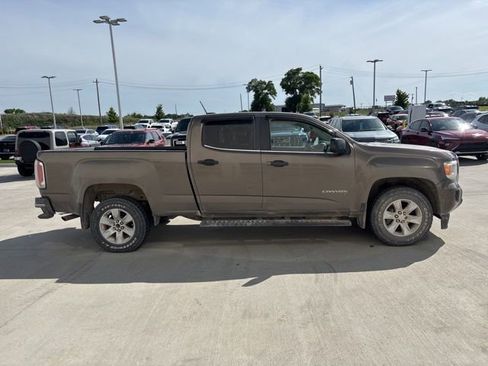 Used 2016 GMC Canyon SLE w/ SLE Convenience Package RWD image 2