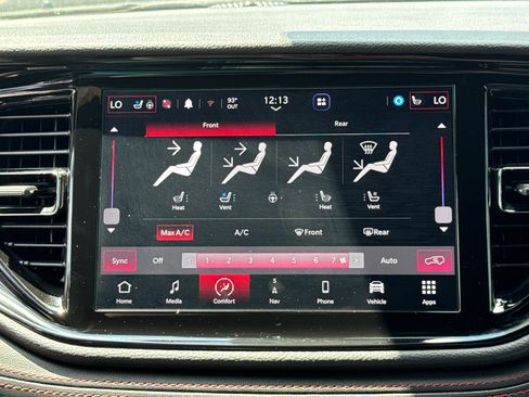 Used 2023 Dodge Durango R/T AWD/4WD image 12