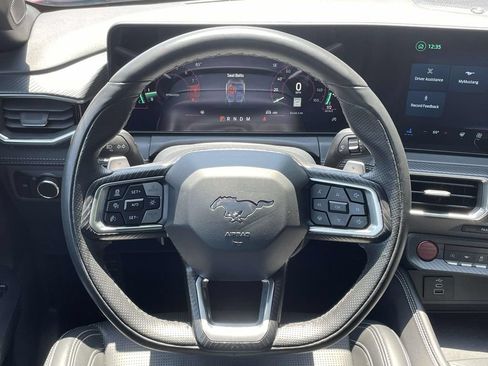 Used 2025 Ford Mustang GT Premium RWD image 16