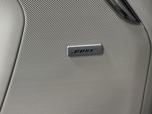 Used 2023 GMC Yukon Denali w/ Denali Reserve Package image 28