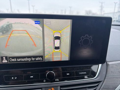 Used 2023 Nissan Altima 2.5 SL image 12