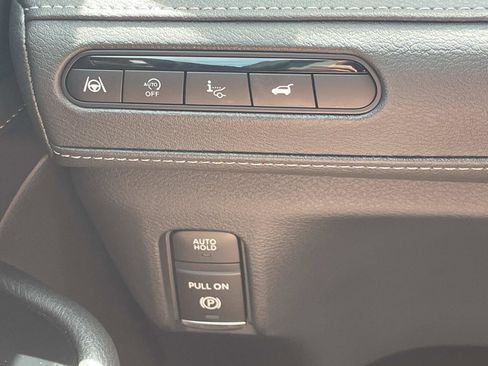 Used 2025 INFINITI QX80 Sensory AWD/4WD image 32