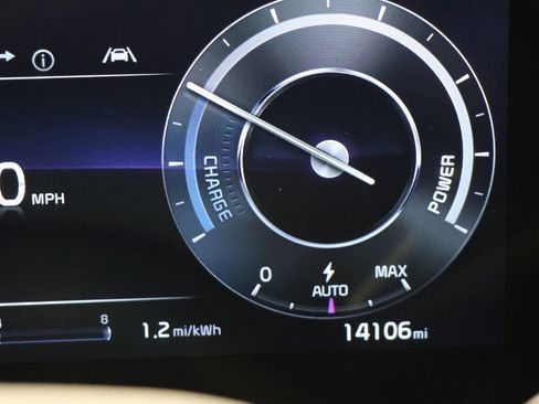 Used 2024 Kia Niro Wind w/ Wind Preserve Package FWD image 17