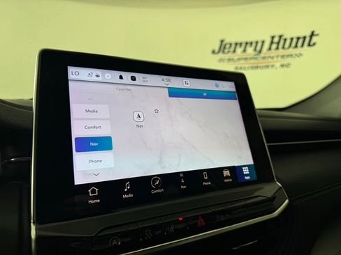 Used 2023 Jeep Compass High Altitude AWD/4WD image 26