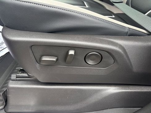 New 2025 Chevrolet Silverado 1500 RST w/ Convenience Package II image 10