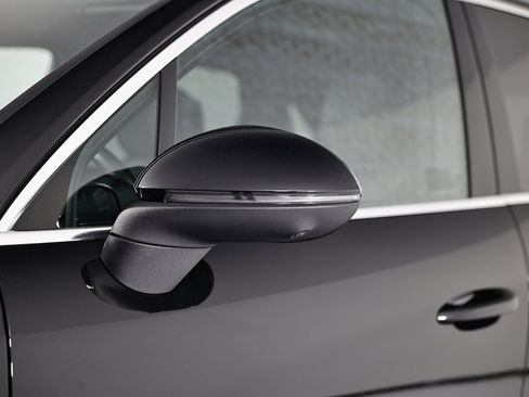 Certified 2024 Porsche Cayenne image 13