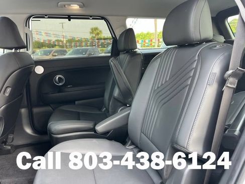 Used 2026 Hyundai Palisade SEL FWD image 12