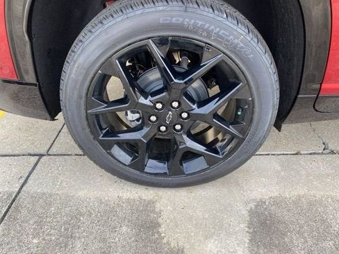 New 2026 Chevrolet Traverse RS w/ LPO, Floor Liner Package FWD image 5