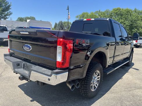 Used 2017 Ford F250 Lariat w/ Lariat Value Package AWD/4WD image 6