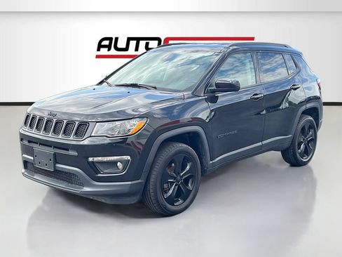 Used 2020 Jeep Compass Latitude AWD/4WD image 3