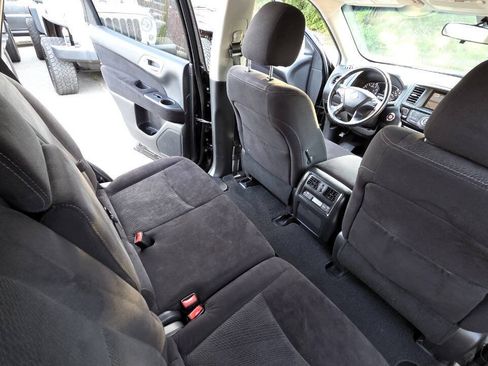 Used 2014 Nissan Pathfinder SV AWD/4WD image 41