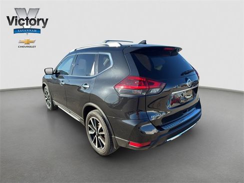 Used 2018 Nissan Rogue SL w/ Premium Package image 6