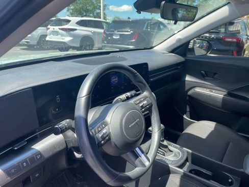 Used 2024 Hyundai Kona SEL FWD image 9