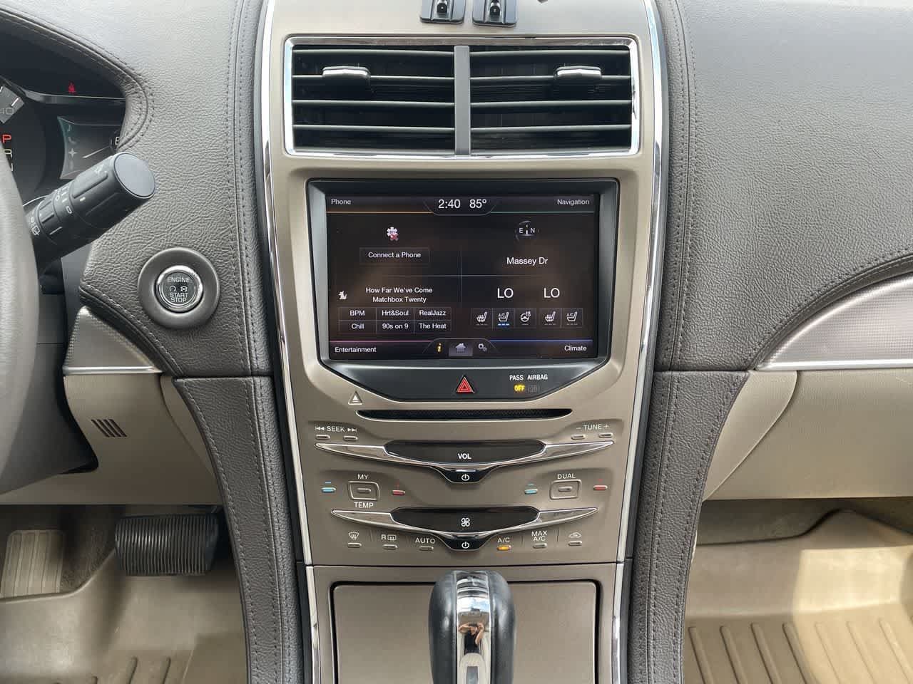 Used 2013 Lincoln MKX AWD image 13