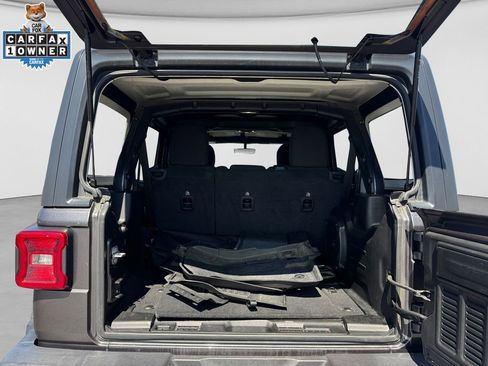 Used 2021 Jeep Wrangler Unlimited Sport image 18