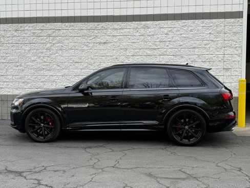 Used 2020 Audi SQ7 Premium Plus w/ Driver Assistance Package image 14