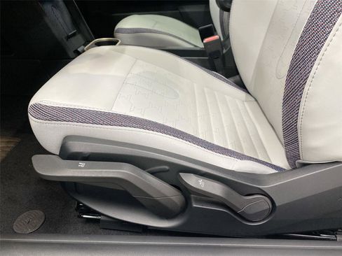 Certified 2025 MINI Cooper S image 18