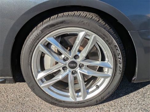 Used 2024 Audi A4 2.0T Premium Plus image 9