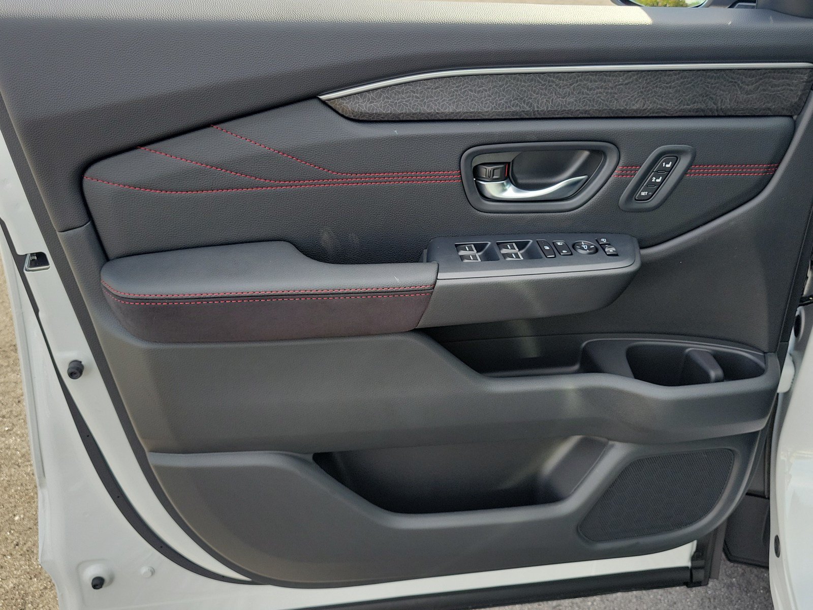 New 2026 Honda Pilot Black Edition image 13