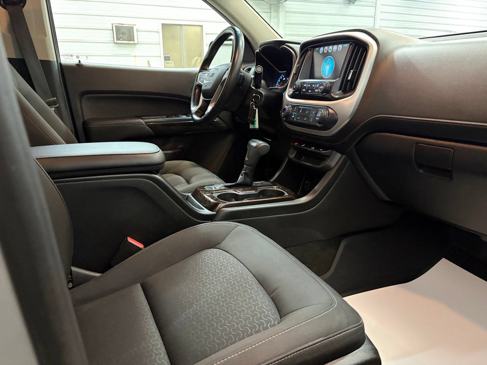 Used 2018 GMC Canyon SLE w/ SLE Convenience Package AWD/4WD image 23