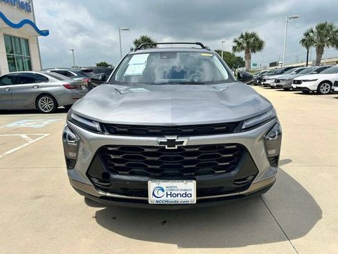Used 2025 Chevrolet Trax ACTIV w/ Driver Confidence Package FWD image 3