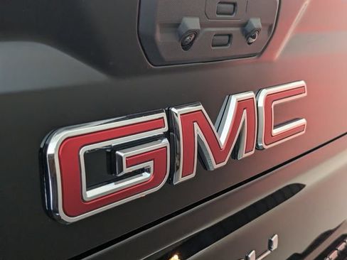 New 2026 GMC Sierra 2500 Denali w/ Technology Package AWD/4WD image 10