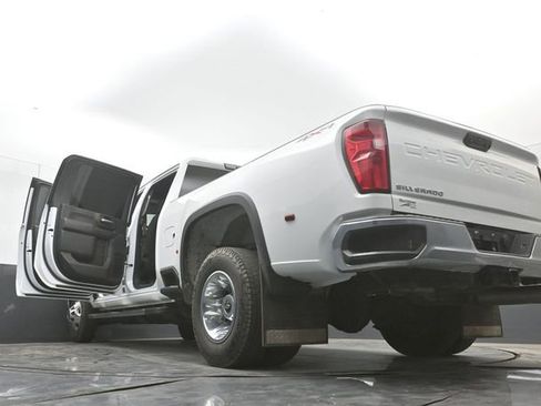 Used 2023 Chevrolet Silverado 3500 LT AWD/4WD image 50