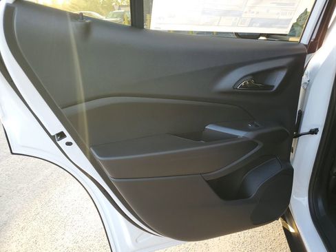 New 2026 Chevrolet Trax RS w/ Driver Confidence Package FWD image 15