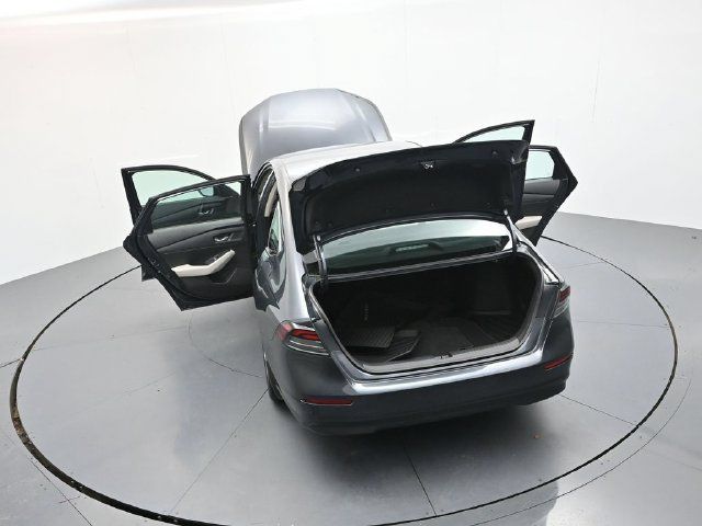 Used 2023 Honda Accord LX image 29