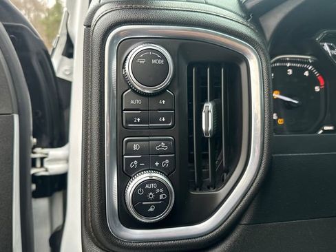 Used 2022 GMC Sierra 2500 AT4 w/ AT4 Preferred Package image 23