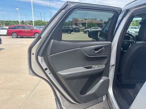 Used 2020 Chevrolet Blazer LT w/ Redline Edition AWD/4WD image 39