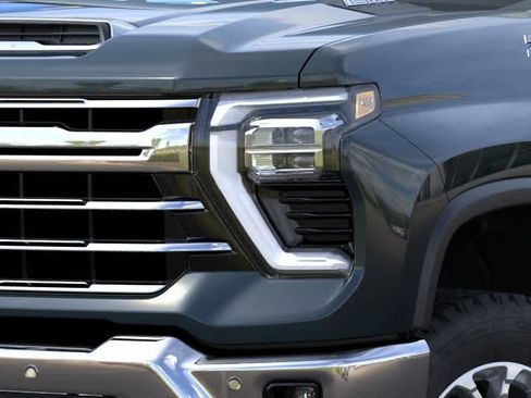 New 2026 Chevrolet Silverado 2500 LTZ w/ LTZ Premium Package AWD/4WD image 10